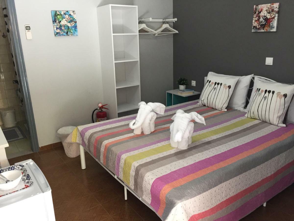 Kakovatos Apartment